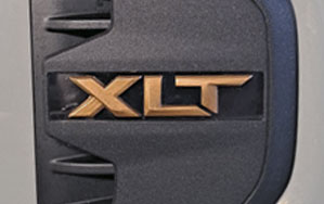 truck lettering